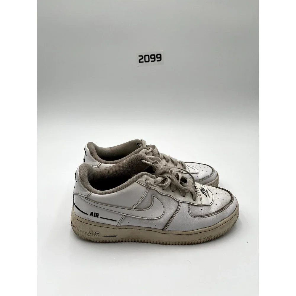 Nike Air Force 1 LV8 3 Unisex Kid 6.5 Casual Shoe Multiple Logos Leather Sneaker